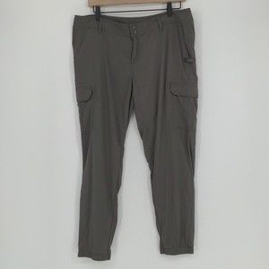 Prana Gray Cropped Capri Cargo‎ Outdoor Hiking Pants Size 10